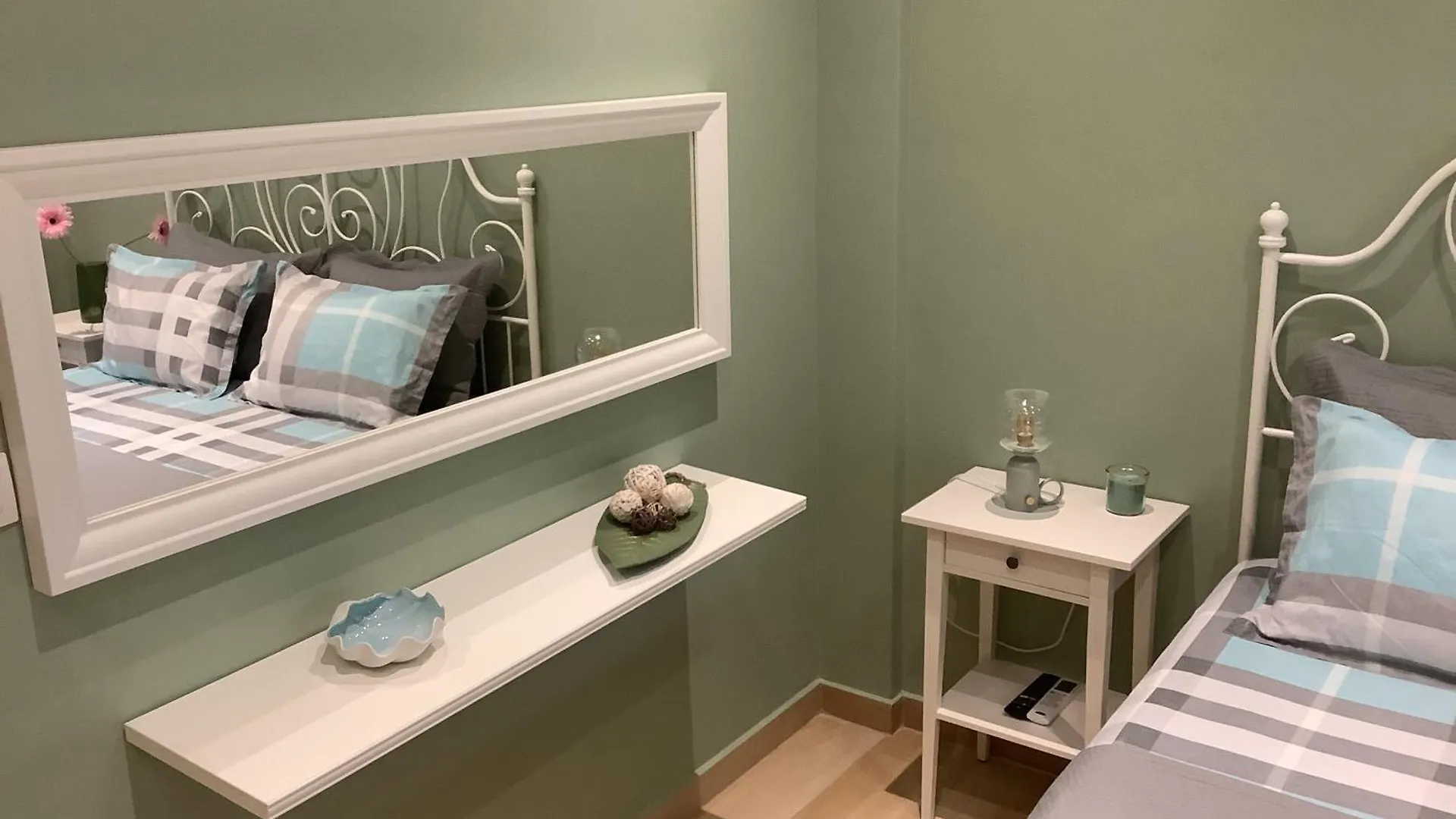 Ng Luxury Apartments At Nea Kallikrateia No 1 0*,  اليونان